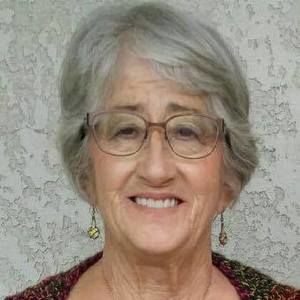 Meet your Posher, Carmela